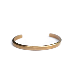 GOLD ESSENCE – PULSERA DORADA DE ACERO INOXIDABLE