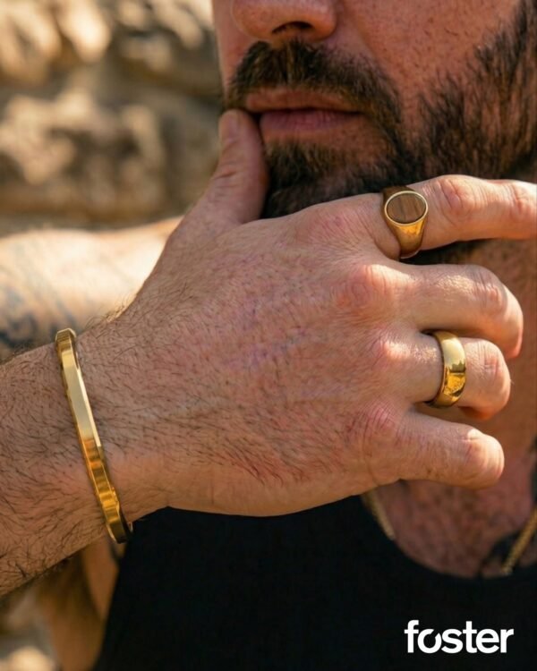 GOLD ESSENCE – PULSERA DORADA DE ACERO INOXIDABLE