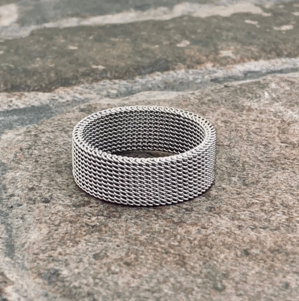 Screenshot 2025-10-27 at 11.41.02 AM MESH STEEL – ANILLO DE ACERO INOXIDABLE TEJIDO